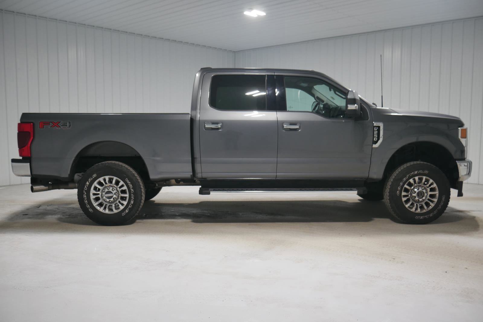 Certified 2022 Ford F250 XLT w/ XLT Premium Package image 6