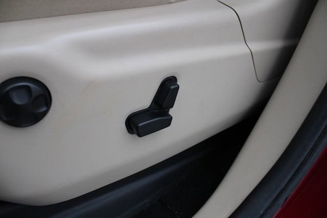 Used 2020 Jeep Grand Cherokee Limited AWD/4WD image 3