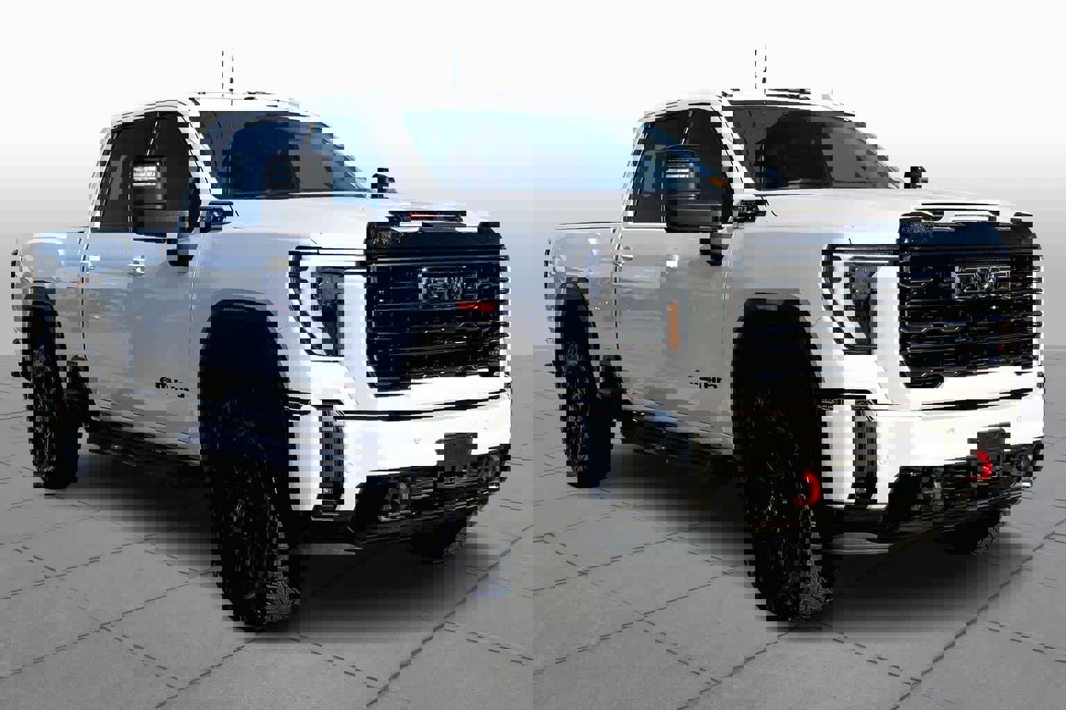 Used 2024 GMC Sierra 2500 AT4 w/ Technology Package image 5