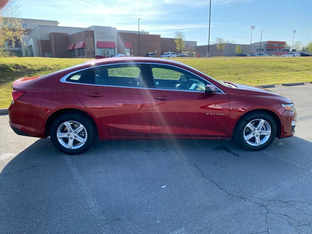 Used 2024 Chevrolet Malibu LT image 6