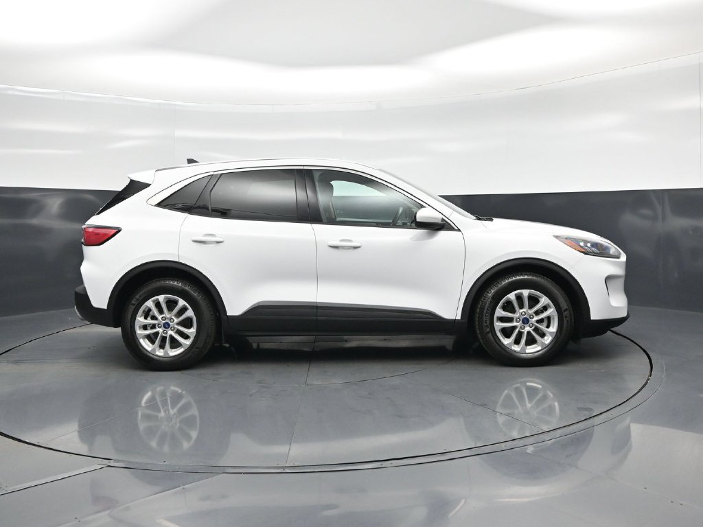Certified 2020 Ford Escape SE FWD image 16