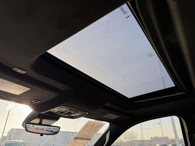 Used 2025 GMC Sierra 1500 Denali Ultimate image 17