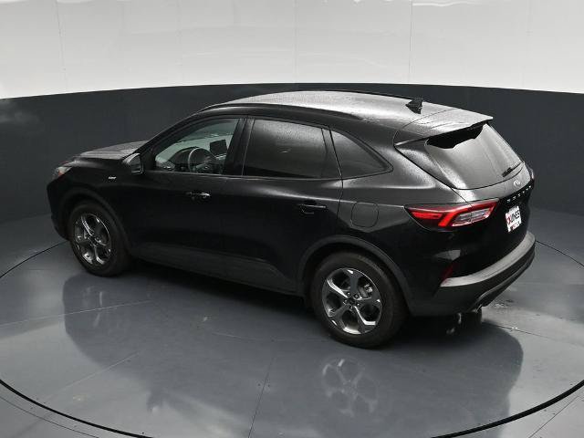 Certified 2025 Ford Escape ST-Line FWD image 40