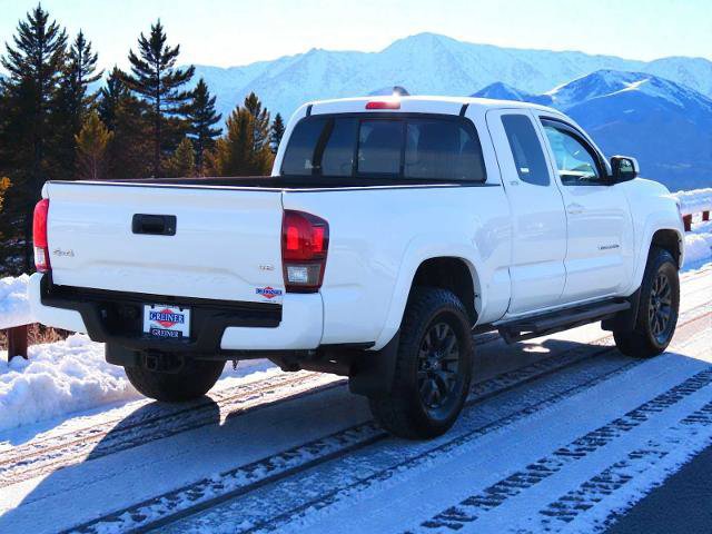 Used 2022 Toyota Tacoma SR5 image 4