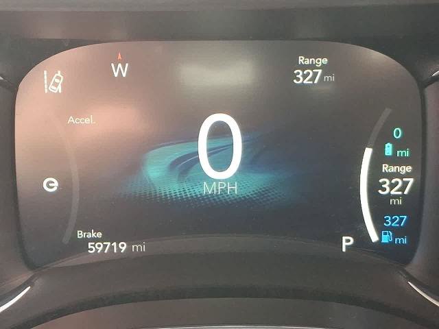 Used 2024 Chrysler Pacifica Limited FWD image 19