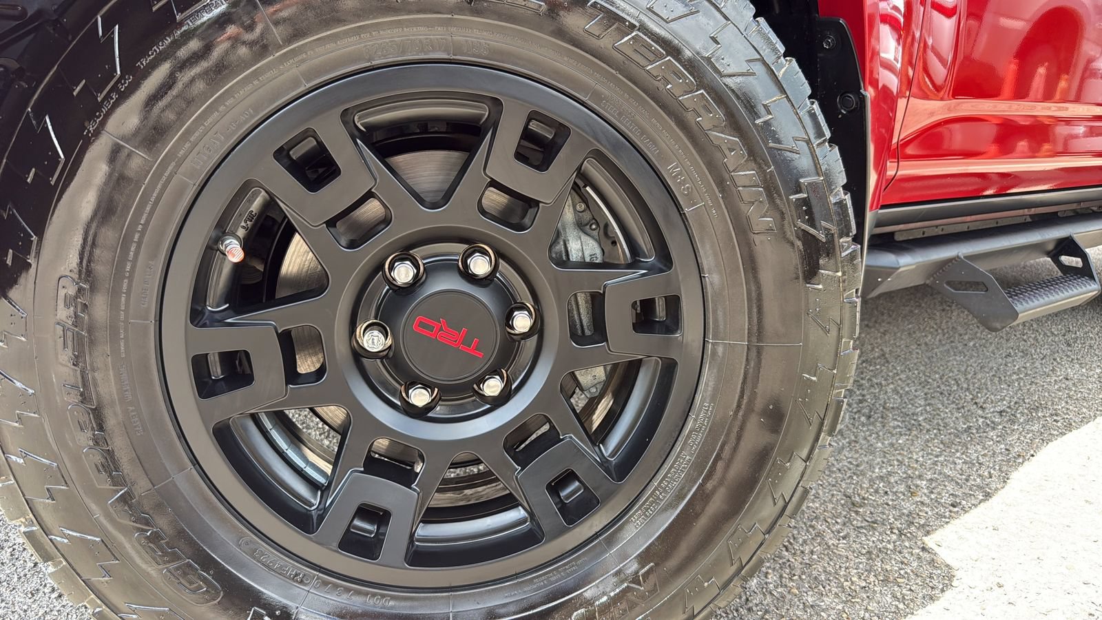 Used 2021 Toyota 4Runner Venture w/ Moonroof Package AWD/4WD image 29