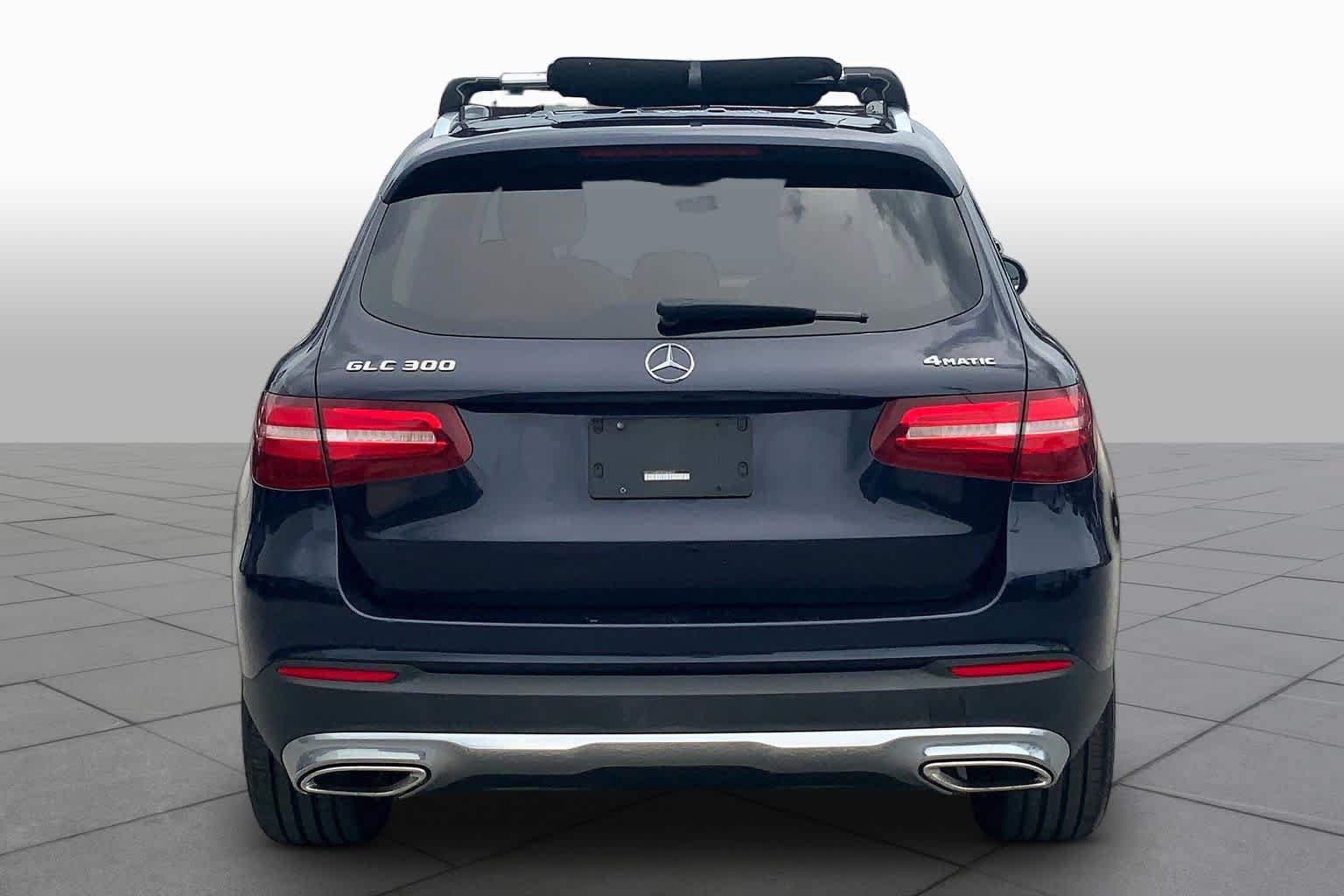 Used 2019 Mercedes-Benz GLC 300 4MATIC image 5