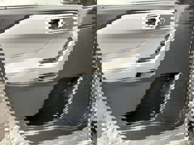 Certified 2023 Ford Explorer XLT w/ Equipment Group 202A image 13