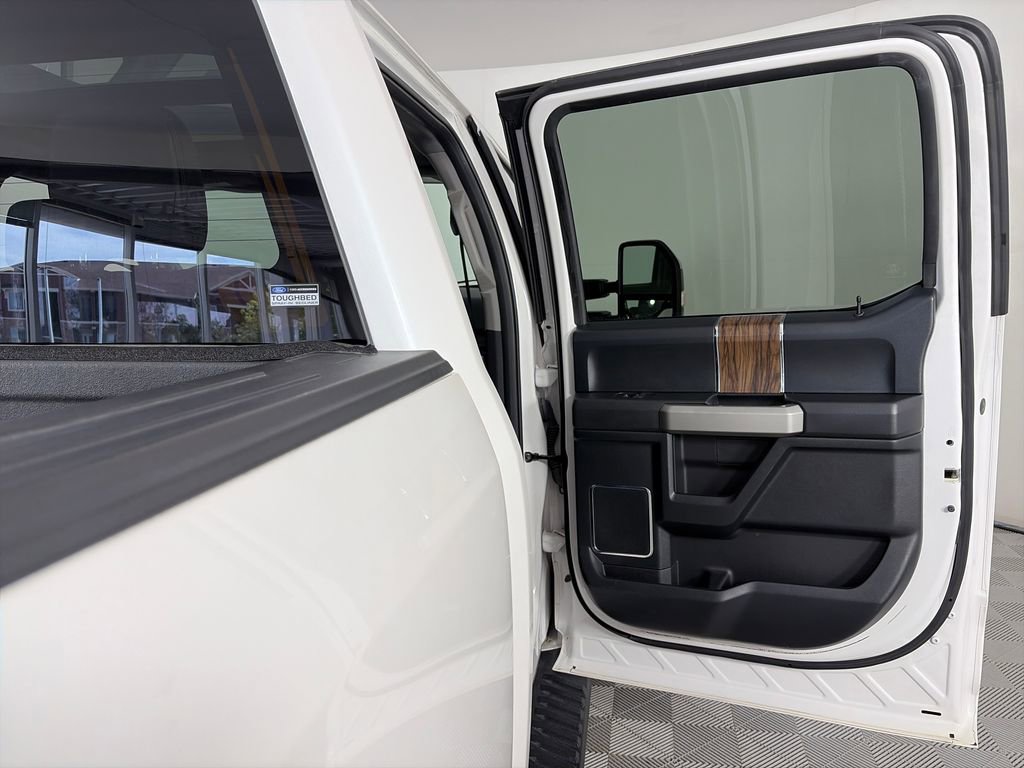 Certified 2018 Ford F150 Lariat w/ Equipment Group 502A Luxury image 29