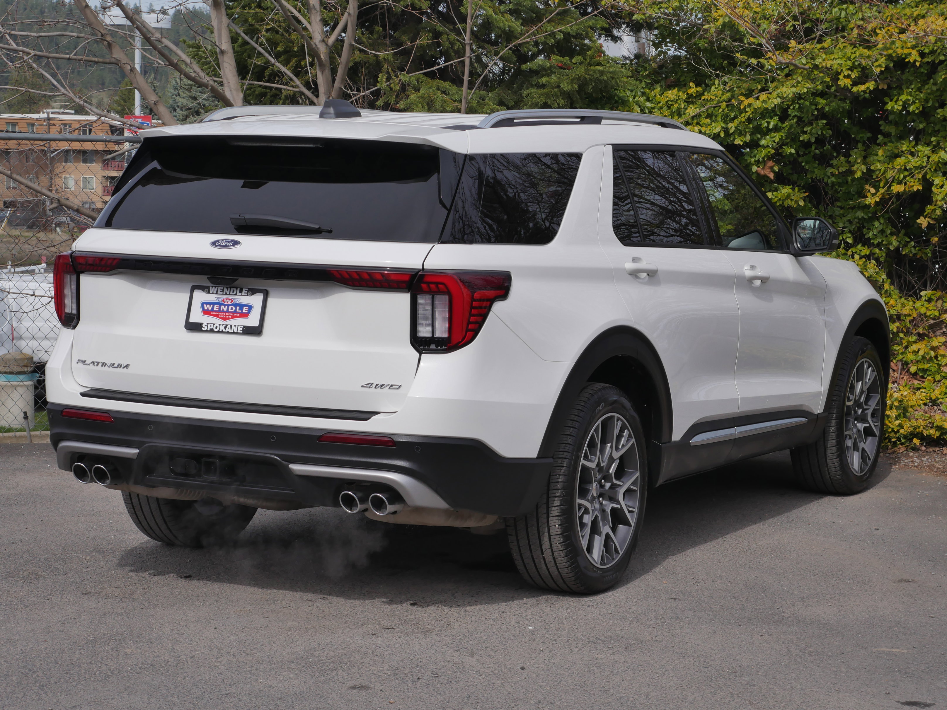 Certified 2025 Ford Explorer Platinum w/ Ultimate Package AWD/4WD image 7