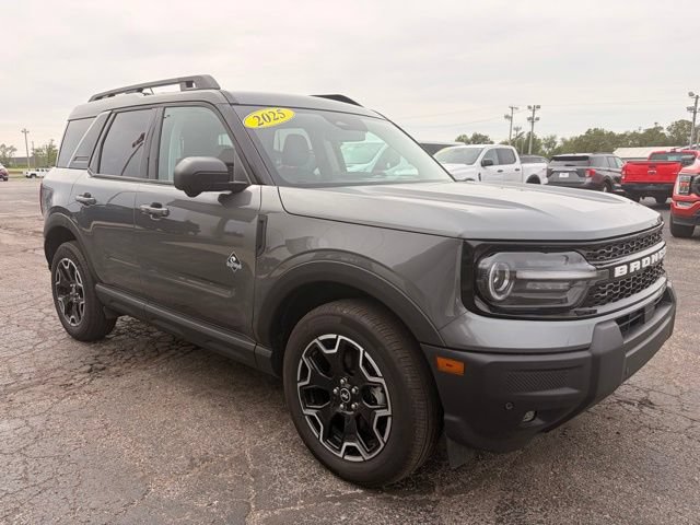 Certified 2025 Ford Bronco Sport Outer Banks w/ Outer Banks Tech Package+ AWD/4WD image 7