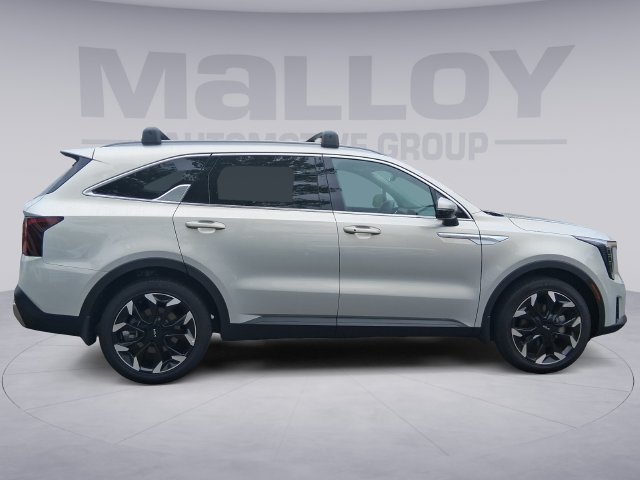 Used 2026 Kia Sorento EX FWD image 6