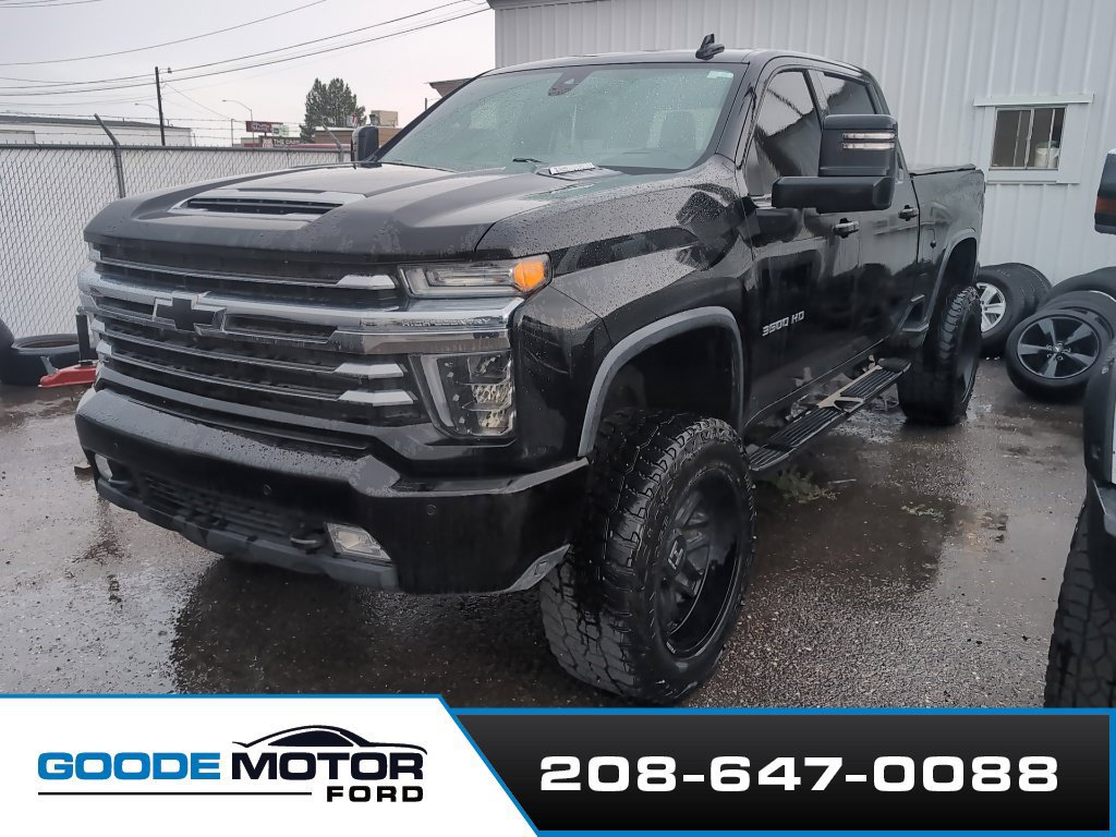 Used 2021 Chevrolet Silverado 3500 High Country w/ Technology Package AWD/4WD image 1