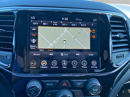 Used 2021 Jeep Grand Cherokee Laredo AWD/4WD image 17