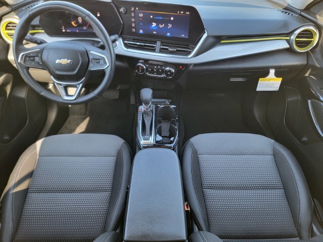Used 2024 Chevrolet Trax LT w/ Driver Confidence Package FWD image 25
