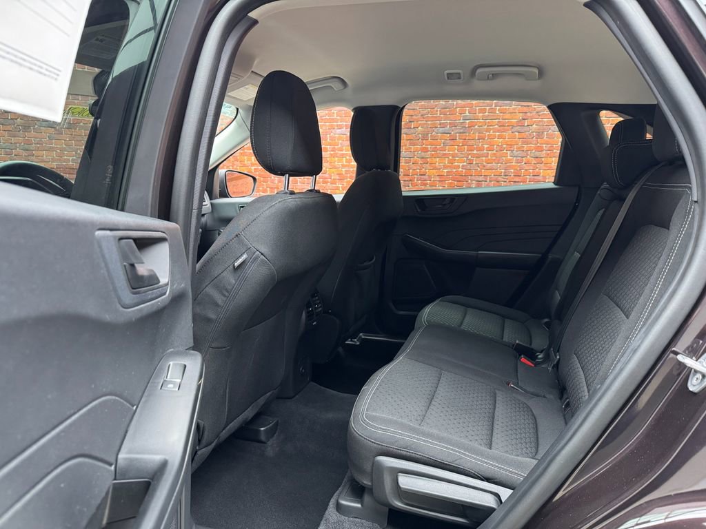 Certified 2023 Ford Escape Active AWD/4WD image 24