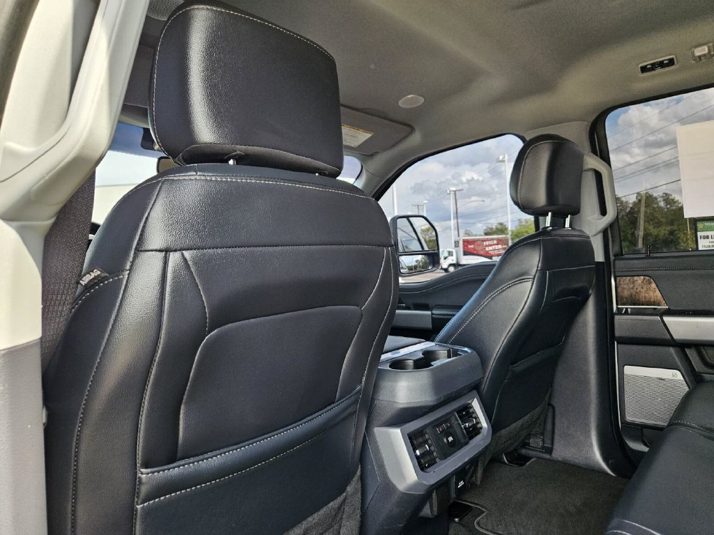 Certified 2024 Ford F250 Lariat w/ Lariat Ultimate Package AWD/4WD image 24
