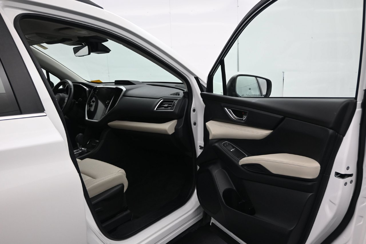 Used 2023 Subaru Ascent Limited AWD/4WD image 17
