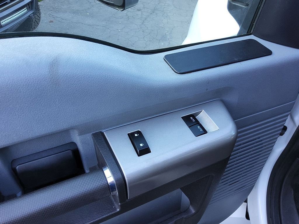 Certified 2023 Ford F650 Base image 14