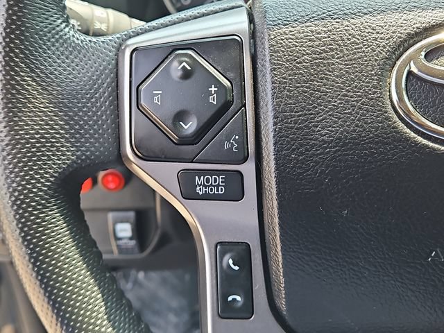 Used 2022 Toyota Tacoma SR5 AWD/4WD image 13