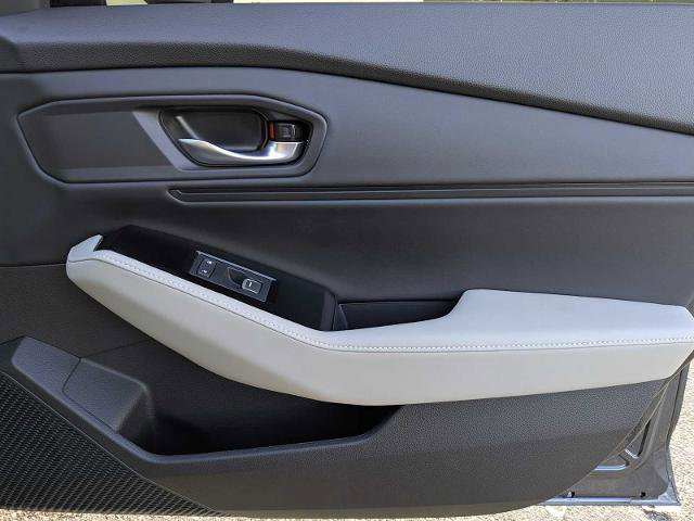 Used 2025 Honda Accord Touring image 25
