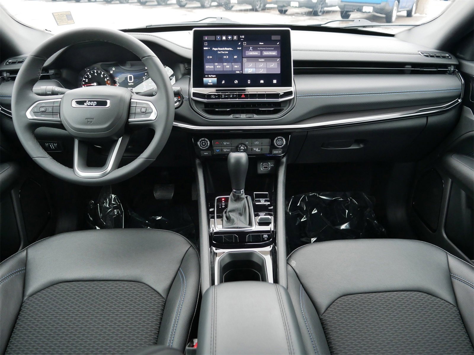 Used 2025 Jeep Compass Latitude w/ Altitude Special Edition image 18