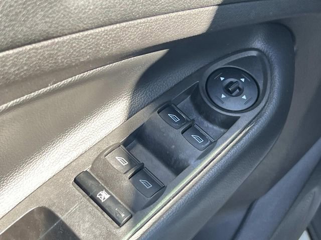 Certified 2018 Ford Escape SE image 16