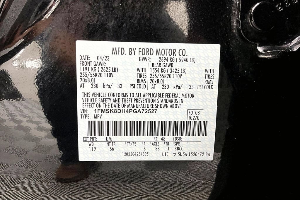 Certified 2023 Ford Explorer XLT w/ Equipment Group 202A AWD/4WD image 36