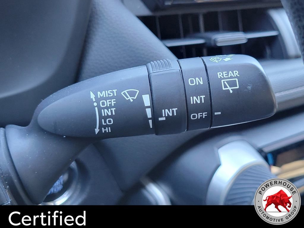 Used 2022 Toyota RAV4 XLE image 31