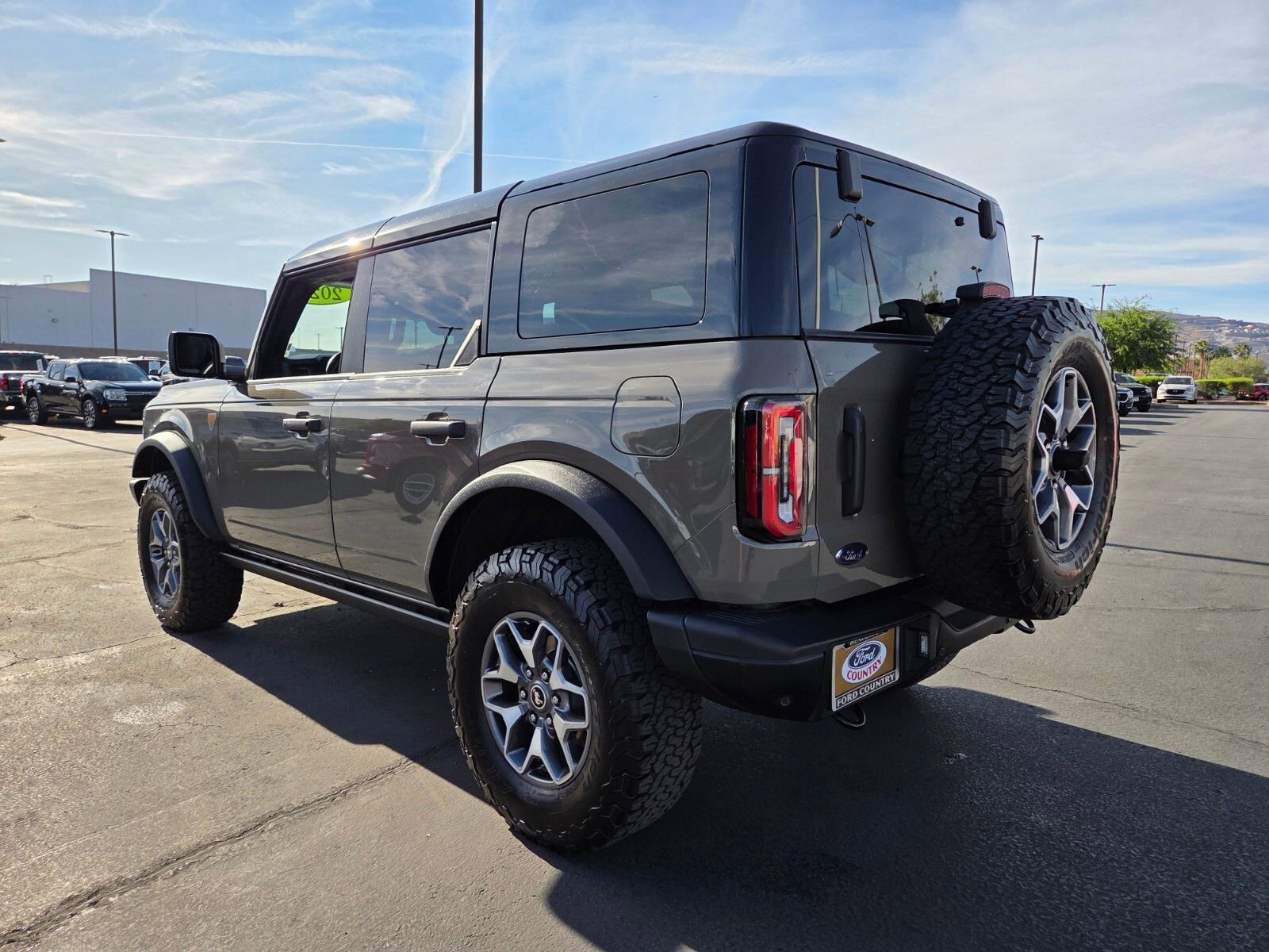 Certified 2025 Ford Bronco Badlands AWD/4WD image 4