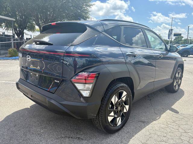 Used 2024 Hyundai Kona SEL AWD/4WD image 5