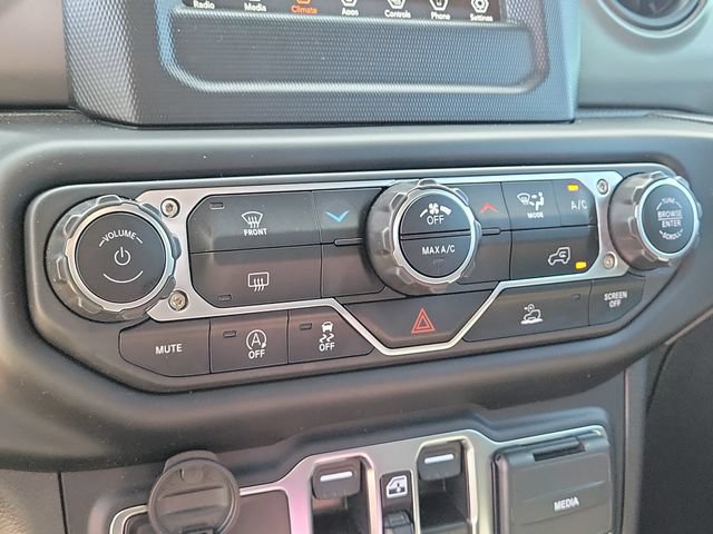 Used 2023 Jeep Gladiator Sport AWD/4WD image 30