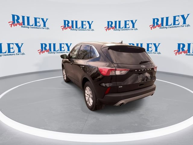 Certified 2022 Ford Escape SE w/ Cold Weather Package AWD/4WD image 7