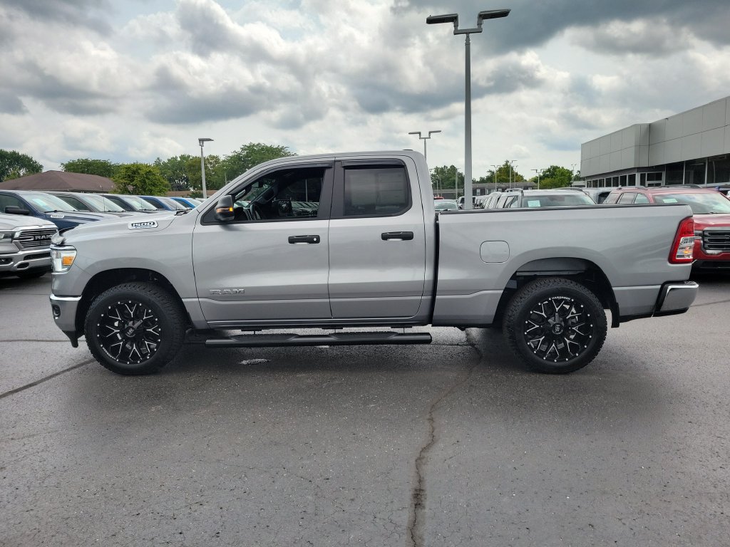 Used 2024 RAM 1500 Big Horn AWD/4WD image 7