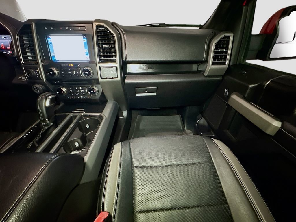 Certified 2018 Ford F150 Raptor w/ Equipment Group 802A Luxury image 33