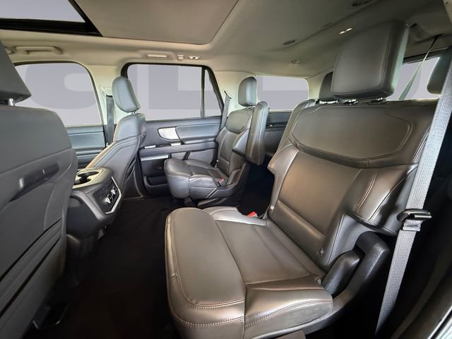 Certified 2025 Ford Expedition Active AWD/4WD image 16