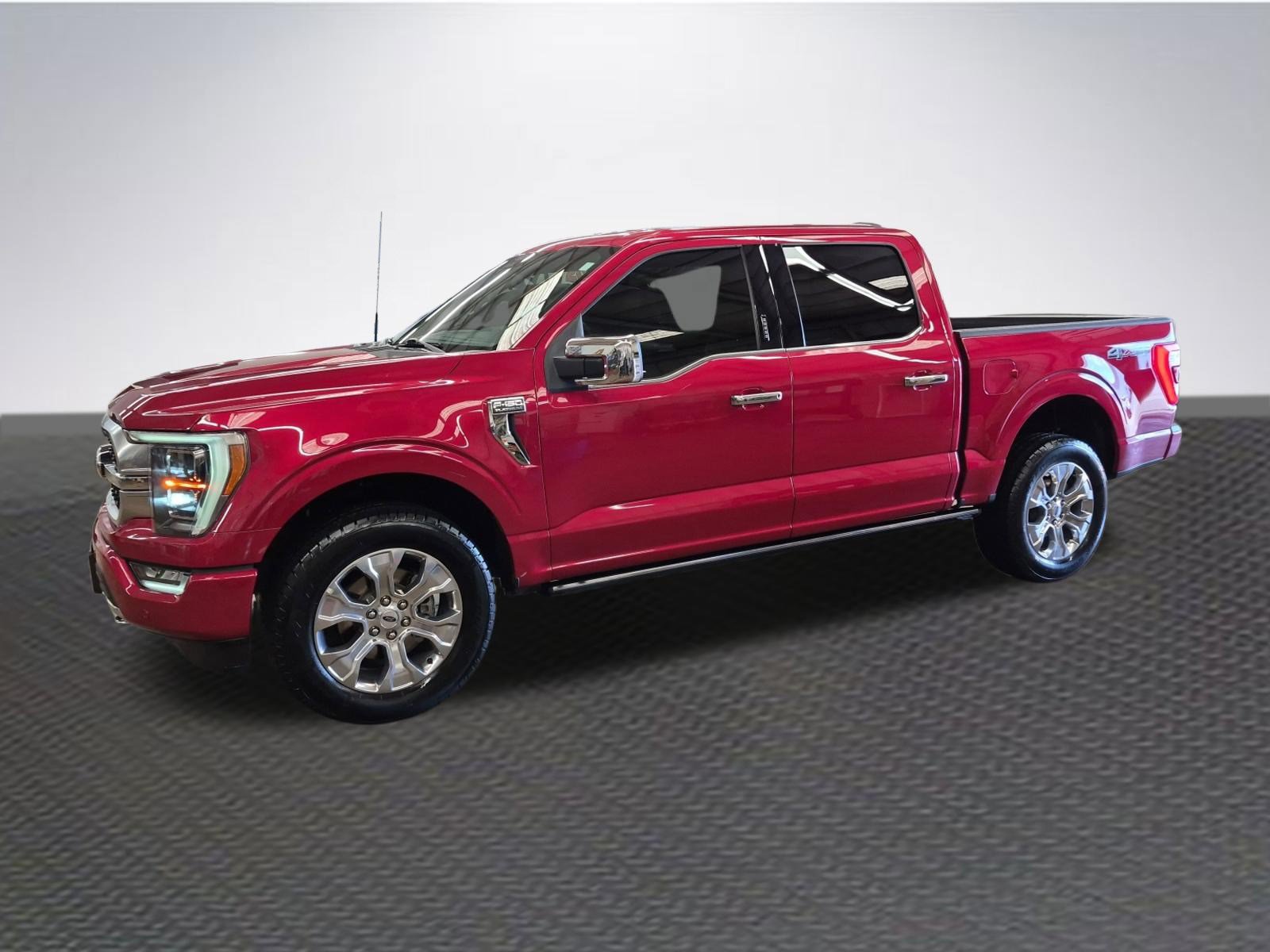 Certified 2022 Ford F150 Platinum AWD/4WD image 2