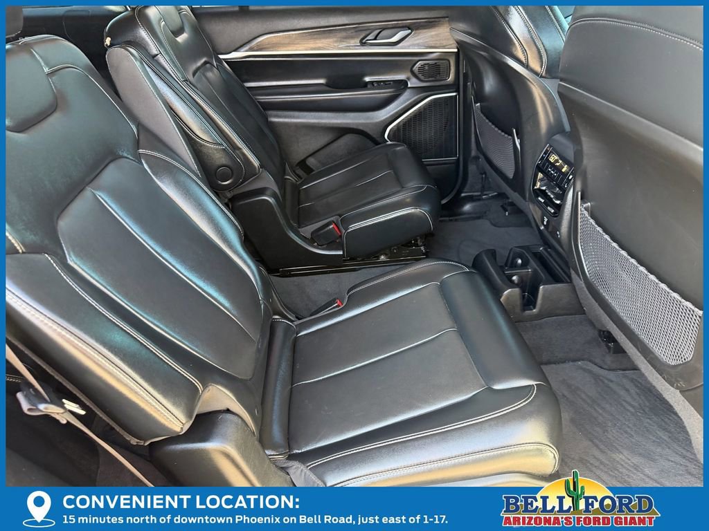 Used 2021 Jeep Grand Cherokee L Limited AWD/4WD image 13