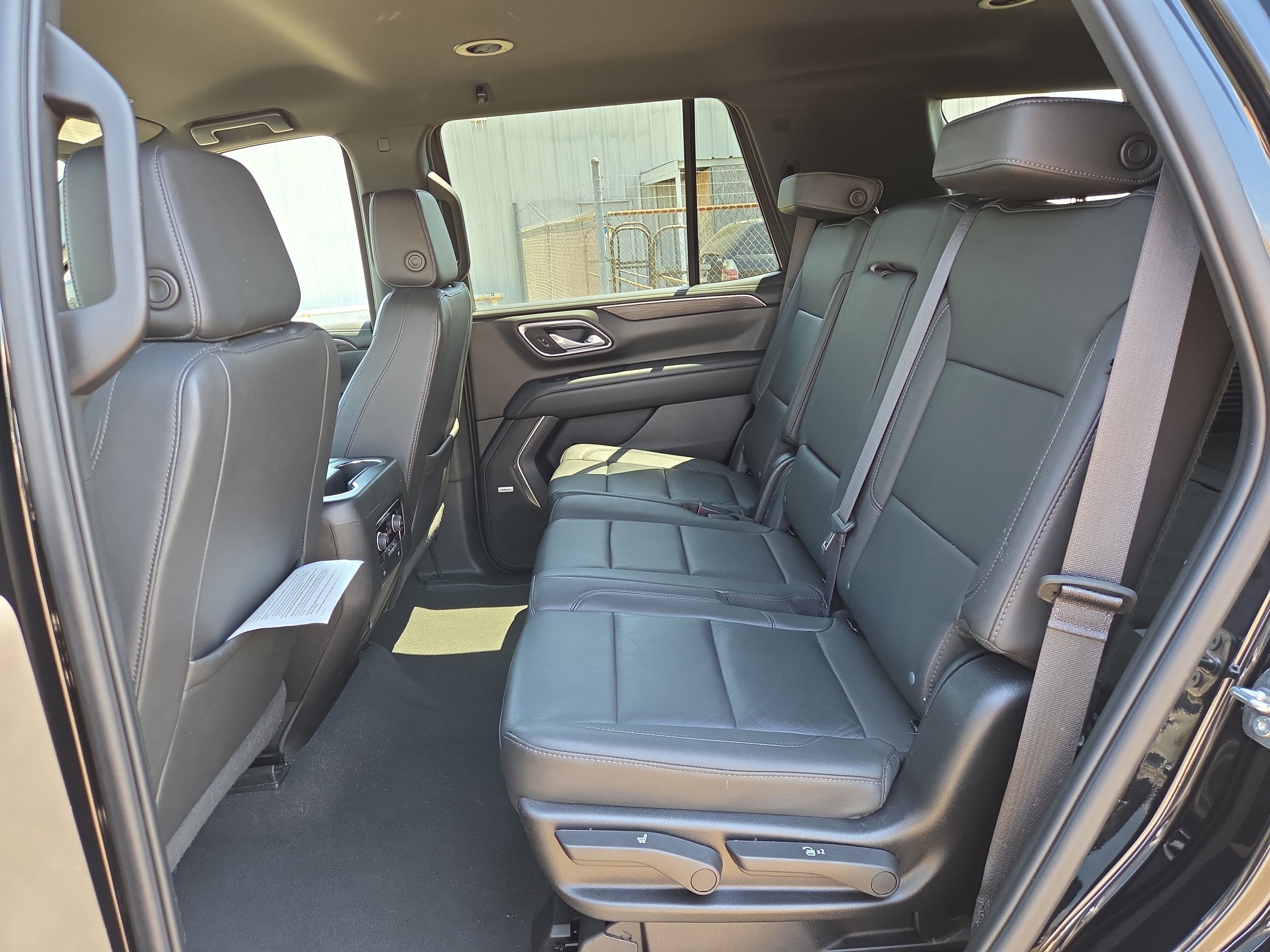 Used 2024 Chevrolet Tahoe LT AWD/4WD image 11