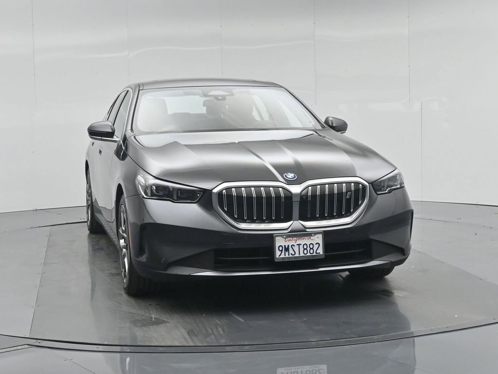 Used 2024 BMW i5 eDrive40i image 59