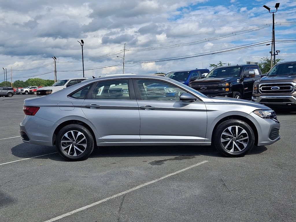 Used 2024 Volkswagen Jetta S FWD image 7