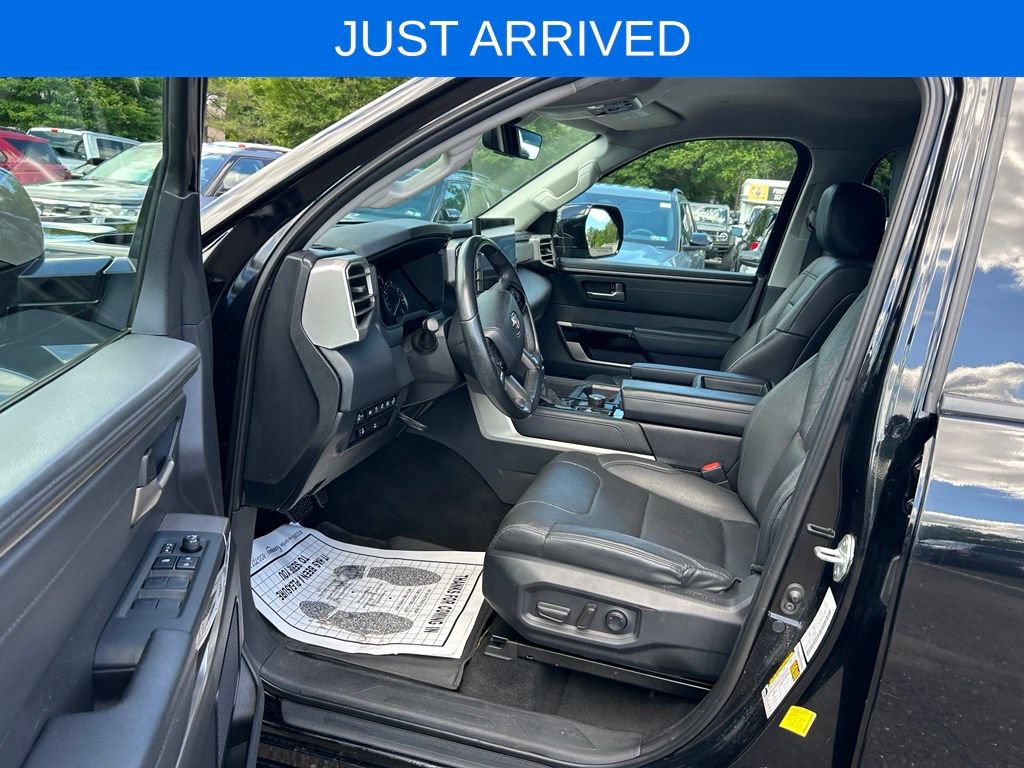Used 2022 Toyota Tundra Limited w/ Power Package AWD/4WD image 15