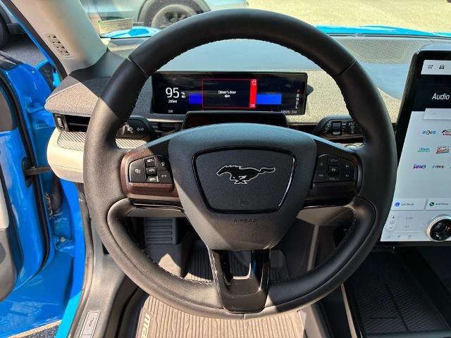 Certified 2022 Ford Mustang Mach-E Premium image 17