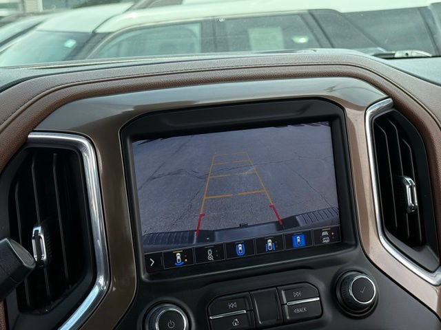Used 2023 Chevrolet Silverado 2500 High Country w/ Z71 Off-Road Package AWD/4WD image 4