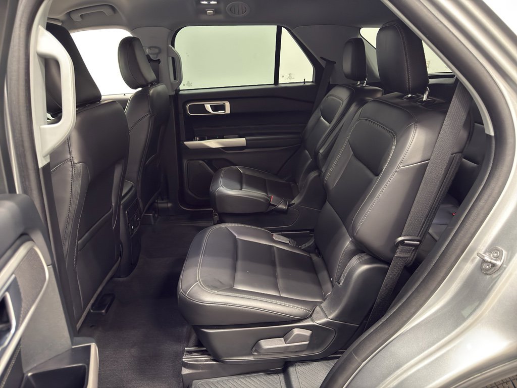 Certified 2023 Ford Explorer XLT w/ Equipment Group 202A image 28