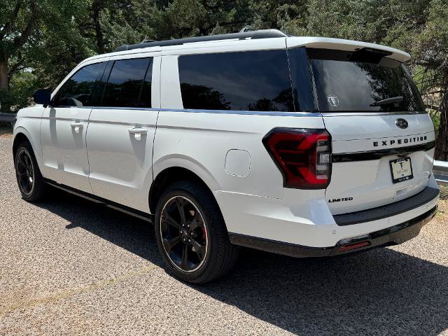 Certified 2022 Ford Expedition Max Limited AWD/4WD image 9