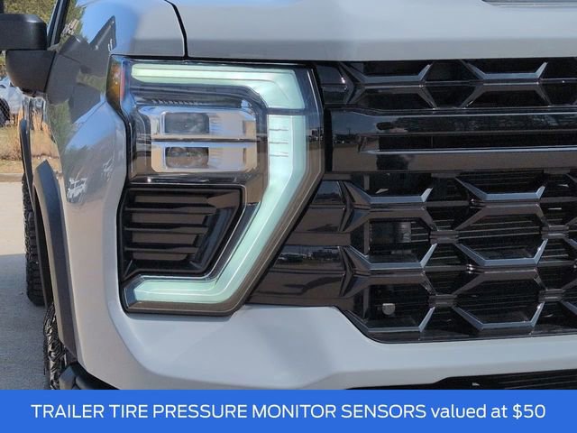 Used 2025 Chevrolet Silverado 2500 ZR2 w/ ZR2 Bison Edition image 10