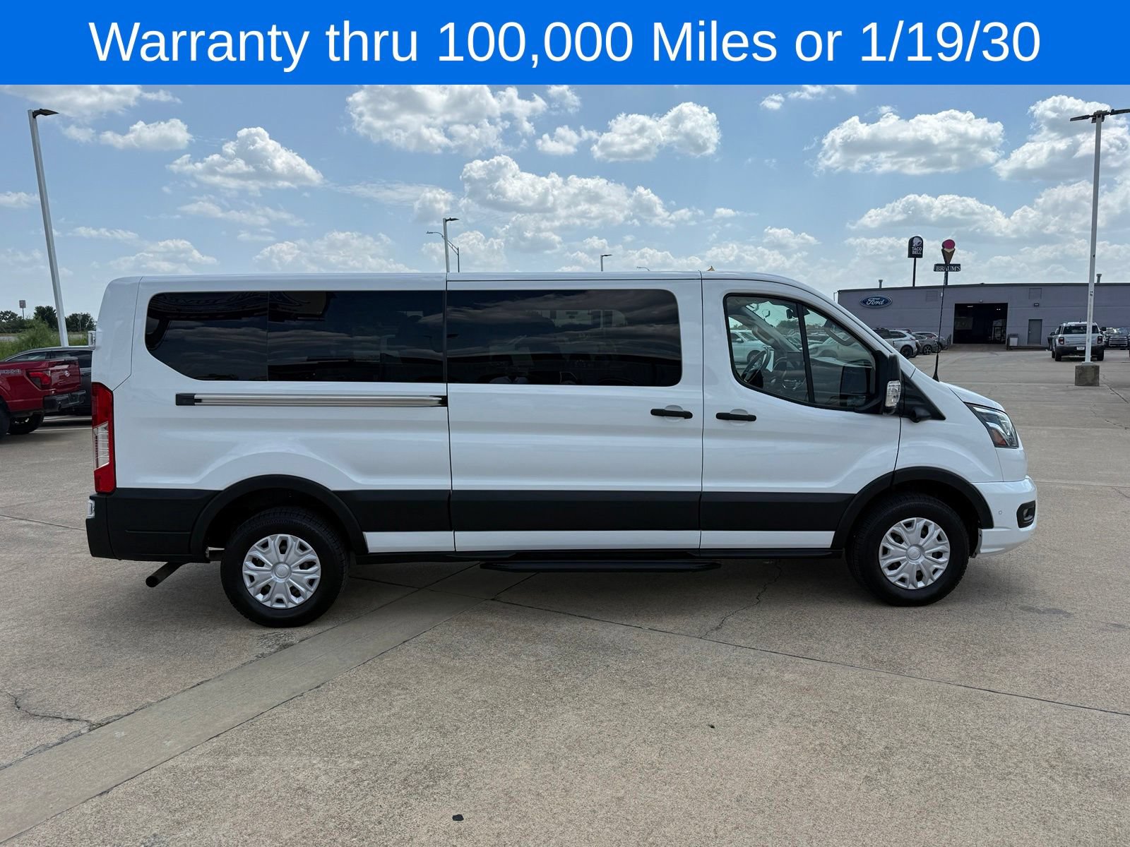 Certified 2023 Ford Transit 350 XLT RWD image 4