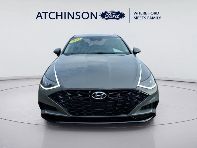 Used 2023 Hyundai Sonata SEL FWD image 2