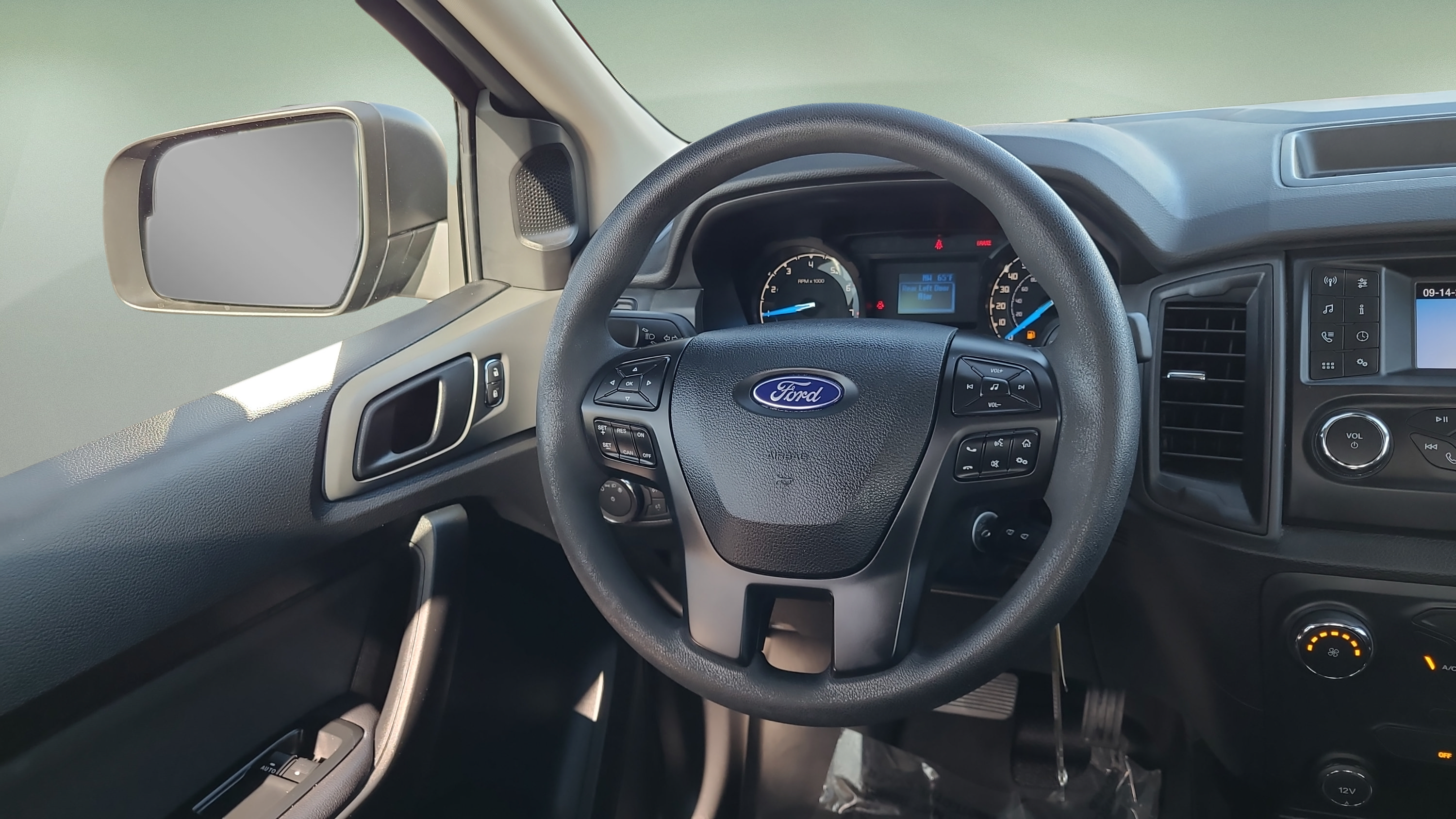 Certified 2019 Ford Ranger XL w/ Equipment Group 101A Mid RWD image 12
